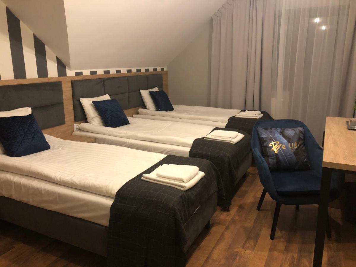Bed and Breakfast Zlote Gory - Czarna Gora Sienna  Esterno foto