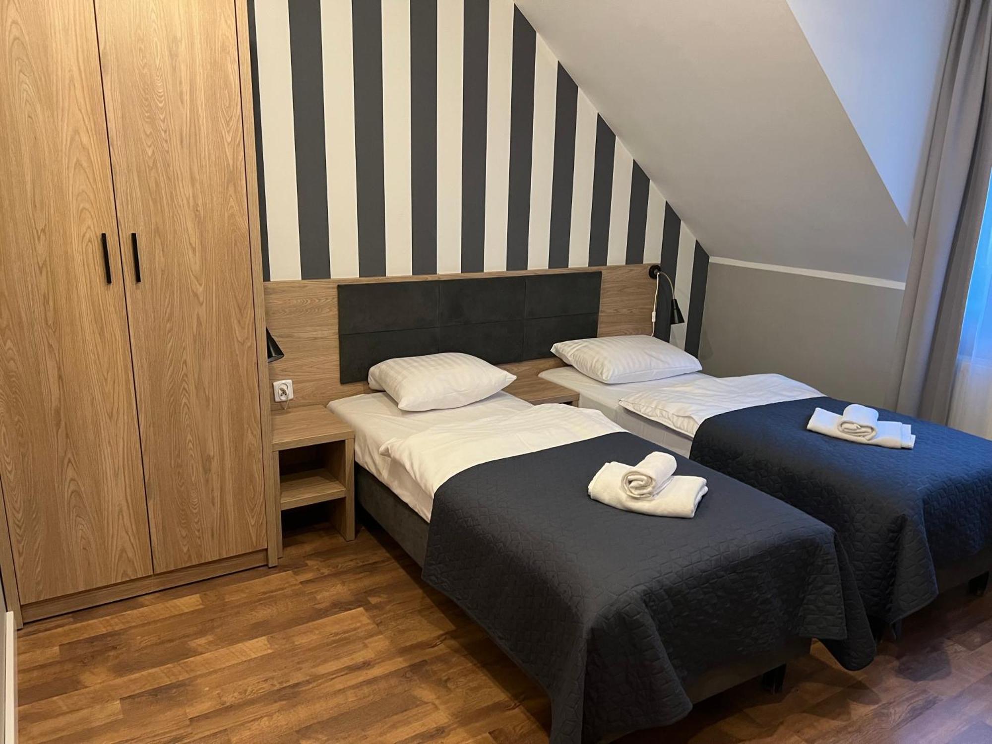 Bed and Breakfast Zlote Gory - Czarna Gora Sienna  Esterno foto