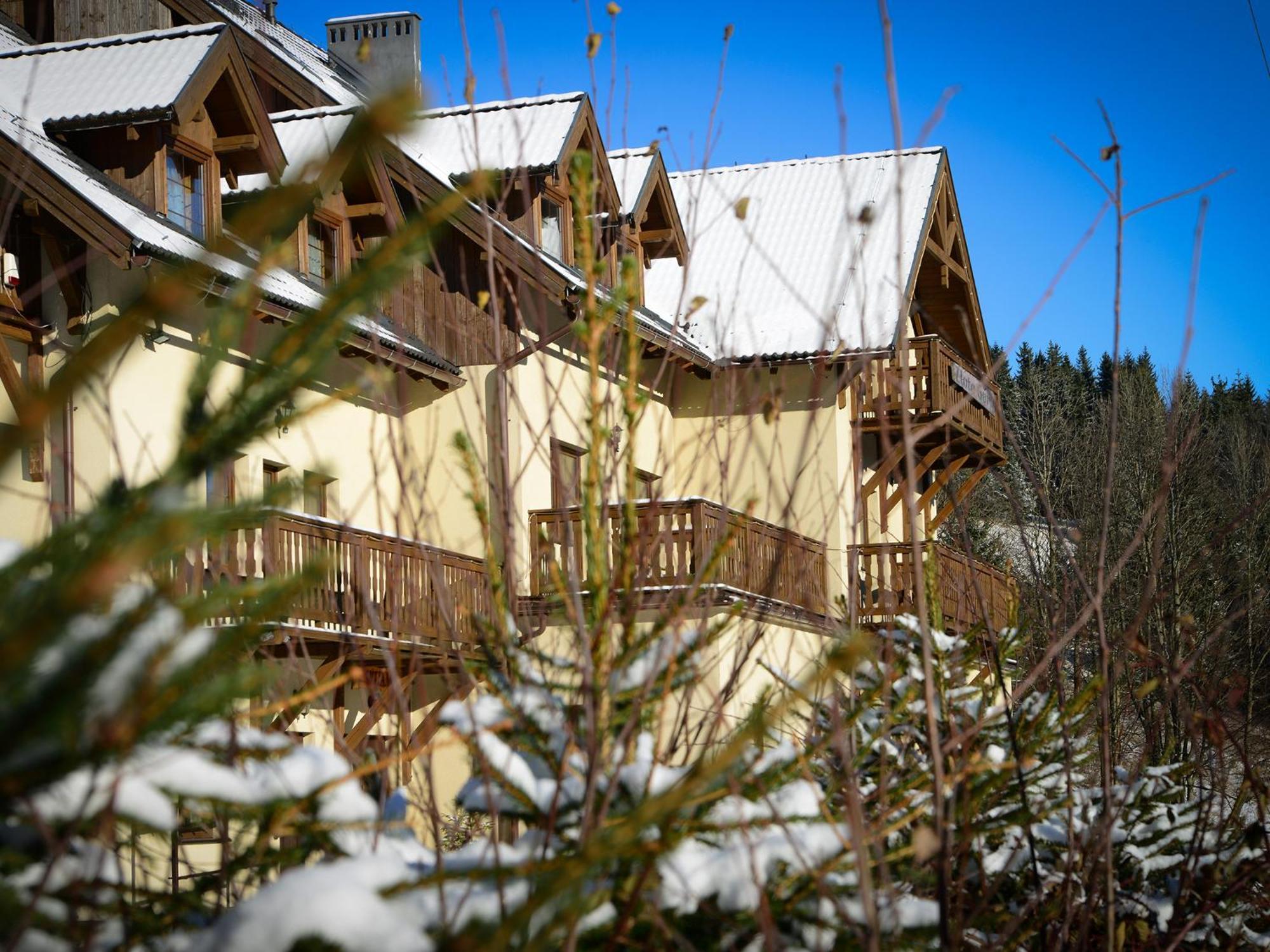 Bed and Breakfast Zlote Gory - Czarna Gora Sienna  Esterno foto